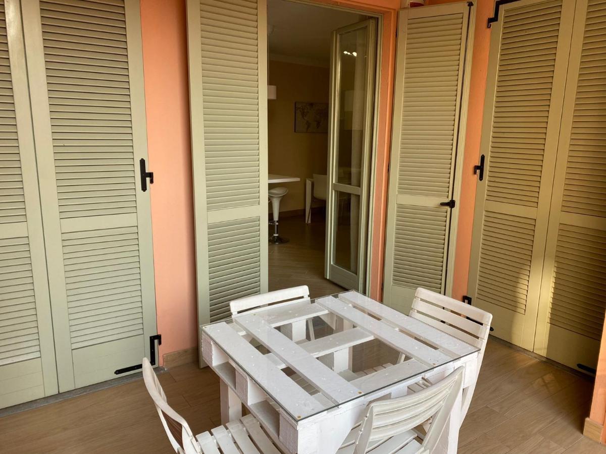 Comecasa Modern Apartment In Historical Centre Asti Extérieur photo